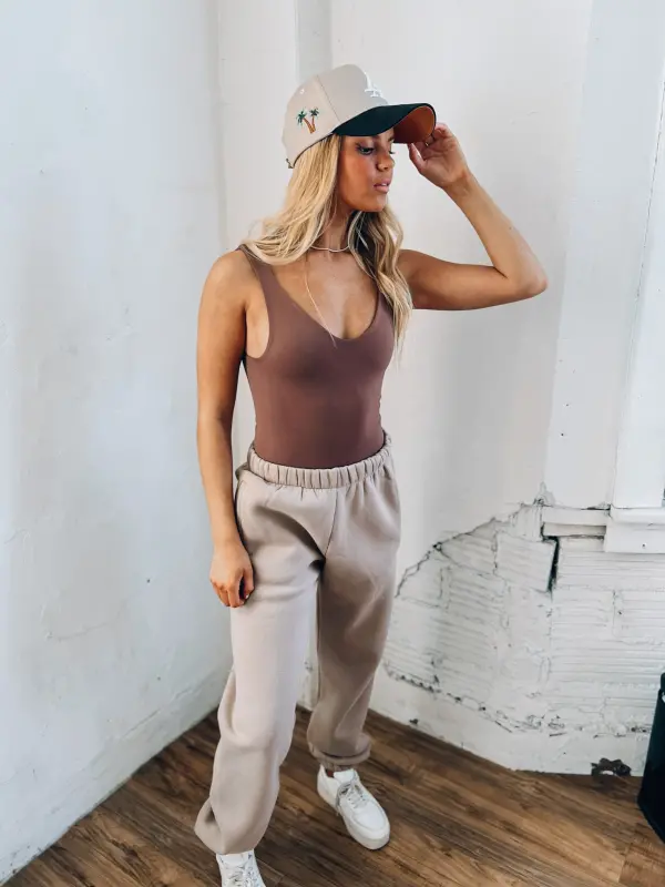 Karla Seamless Bodysuit in Chocolate